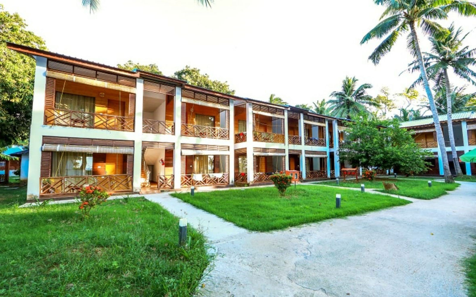 Pearl Park Beach Resort 