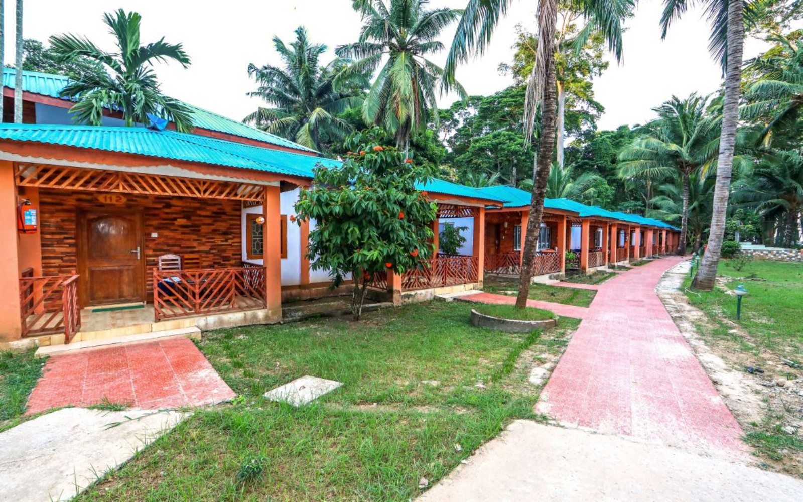 Pearl Park Beach Resort 