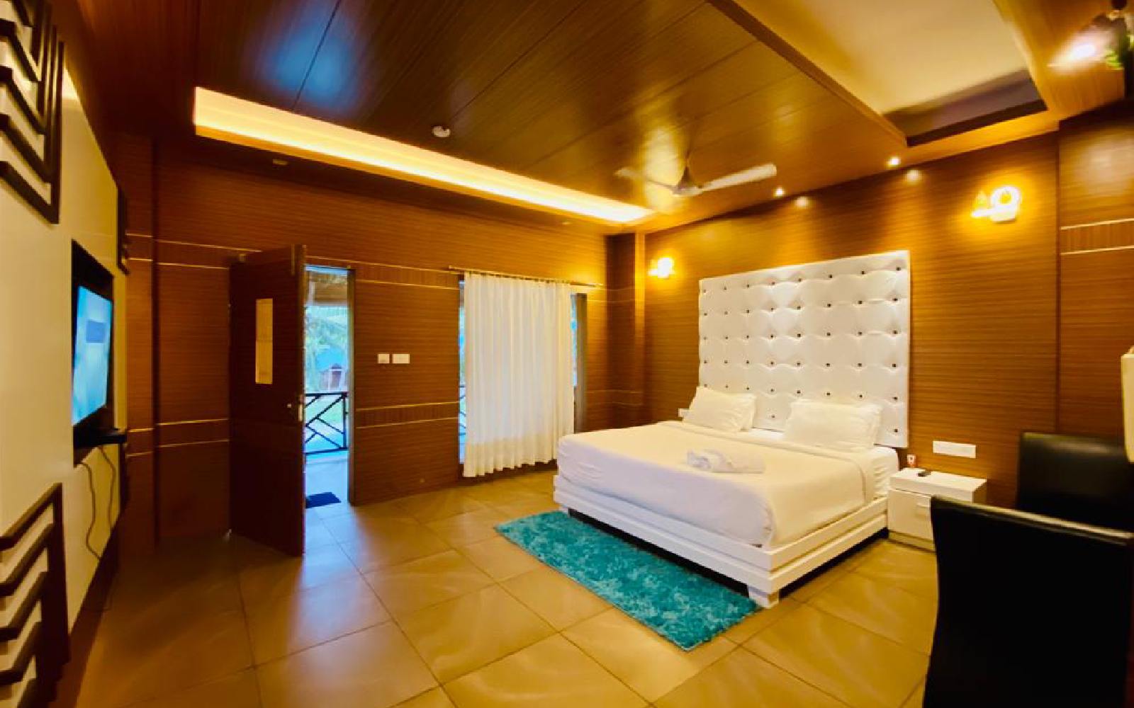 Pearl Park Beach Resort 