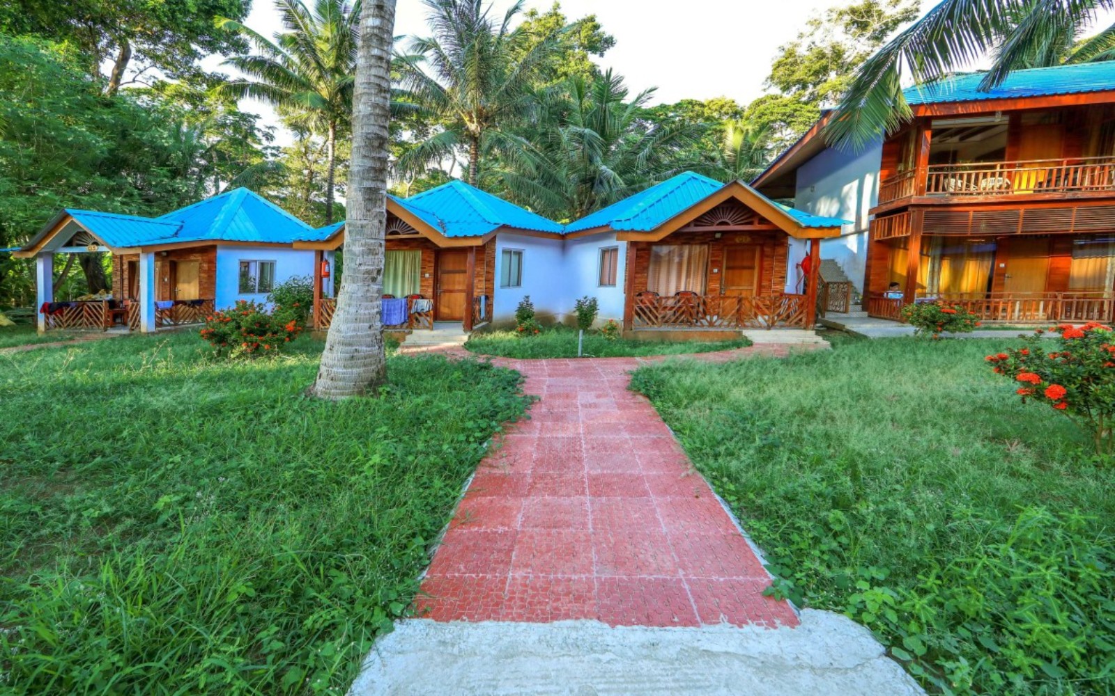 Pearl Park Beach Resort 