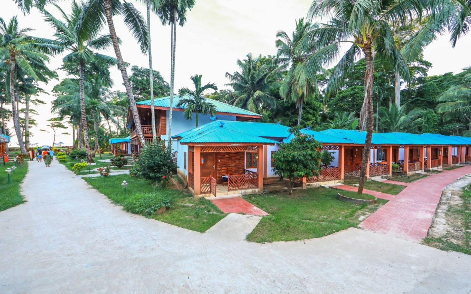 Pearl Park Beach Resort 